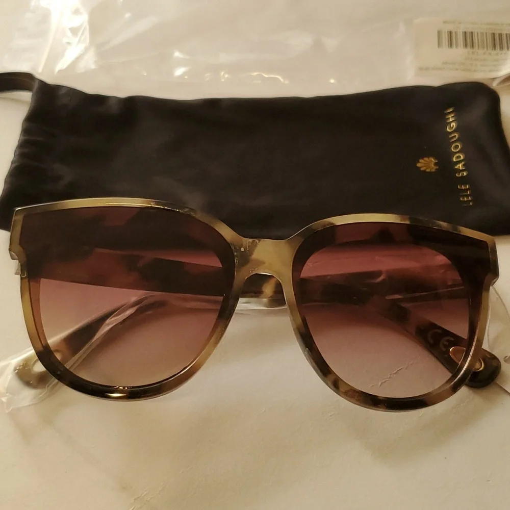 Lele Sadoughi Sunglasses NWT'S